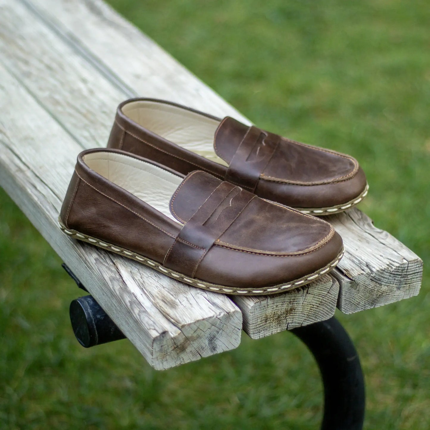 healthy posture grounding barefoot shoes men crazy classic brown