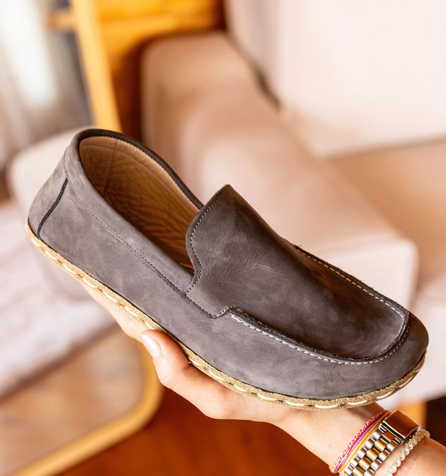 Why Narrow Toe Box Shoes Don’t Just Hurt Your Toes — They Disrupt Your Entire Body