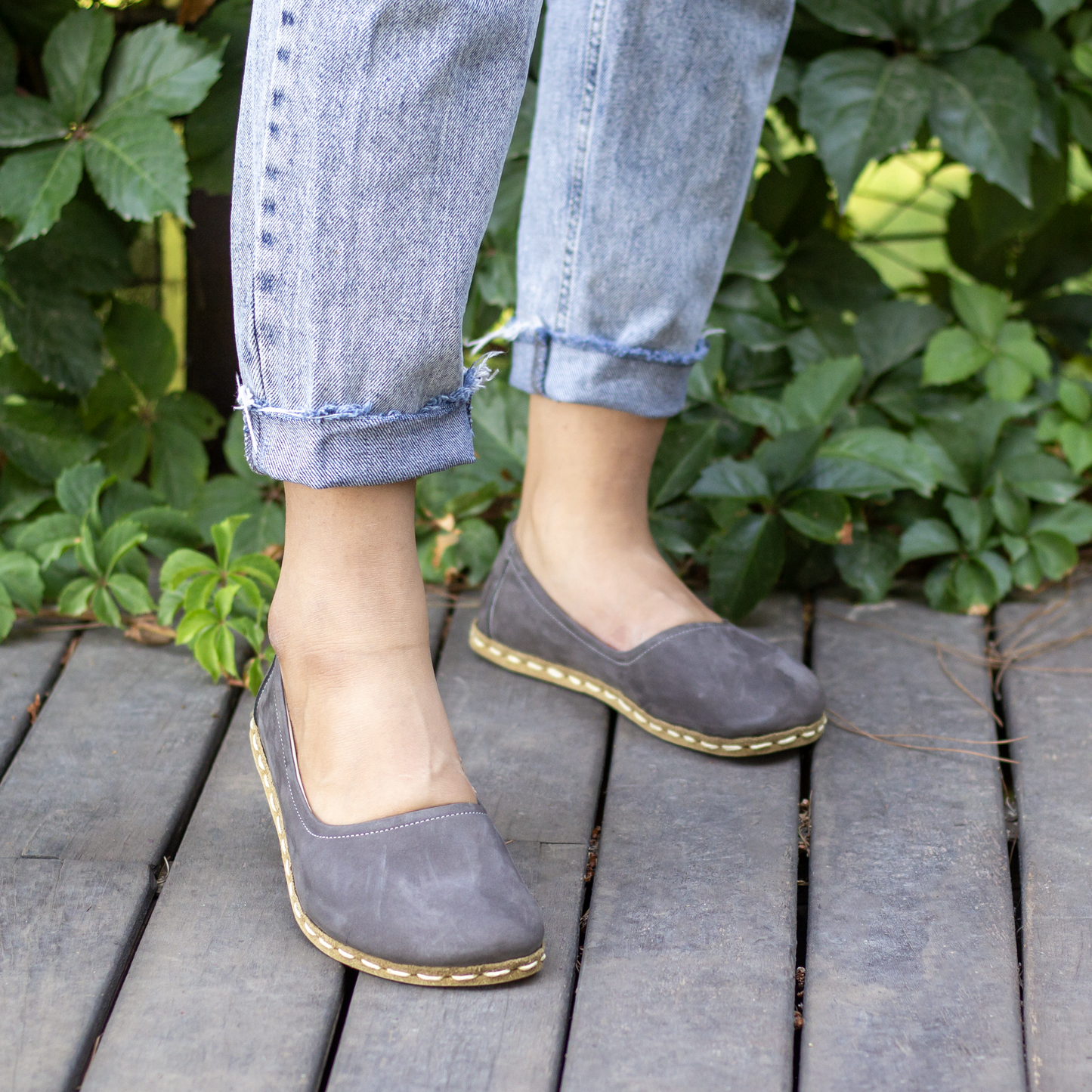 Barefoot Flat Shoes Gray Nubuck for Women