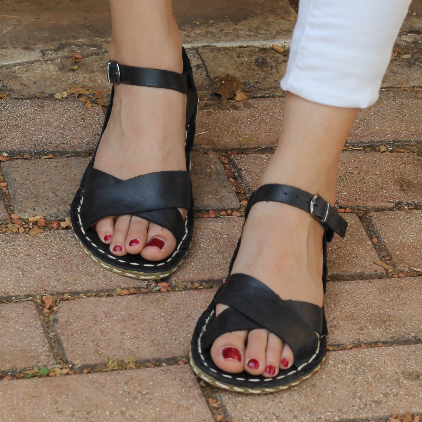 Barefoot huarache Leather handmade sandals women open toe / Black