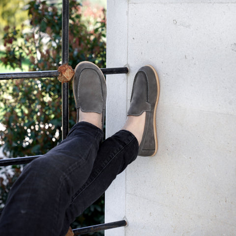 Barefoot Earthing Shoes Gray Nubuck Men