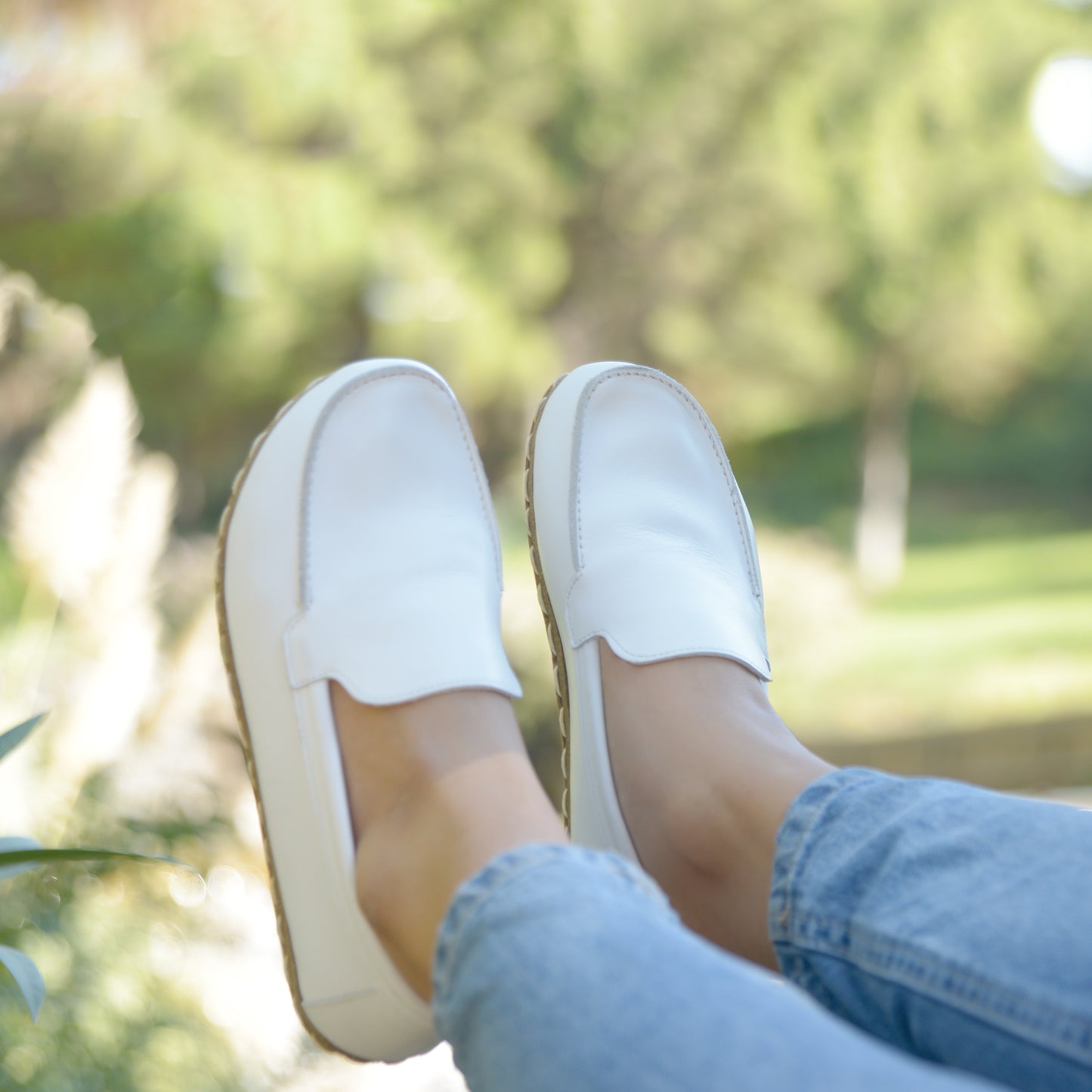 Barefoot Earthing Shoes White Women