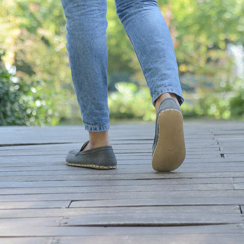Barefoot Earthing Shoes Gray Nubuck Women