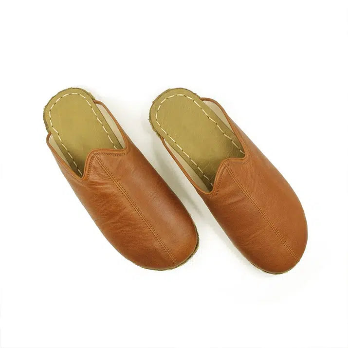 antique model closed toe leather winter slippers