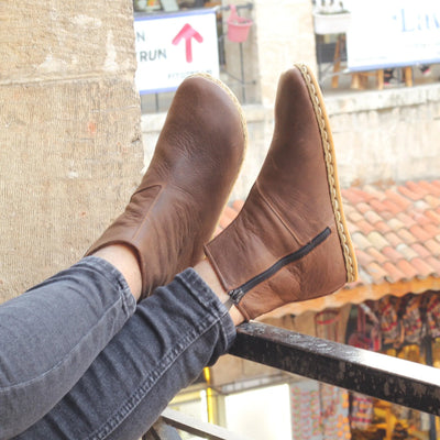barefoot boots for men with zipper matte brown