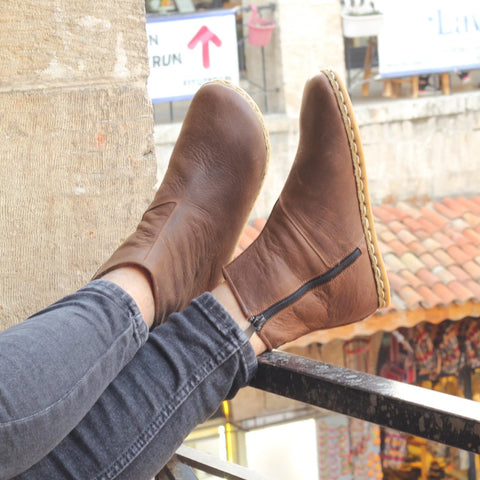 barefoot boots for men with zipper matte brown