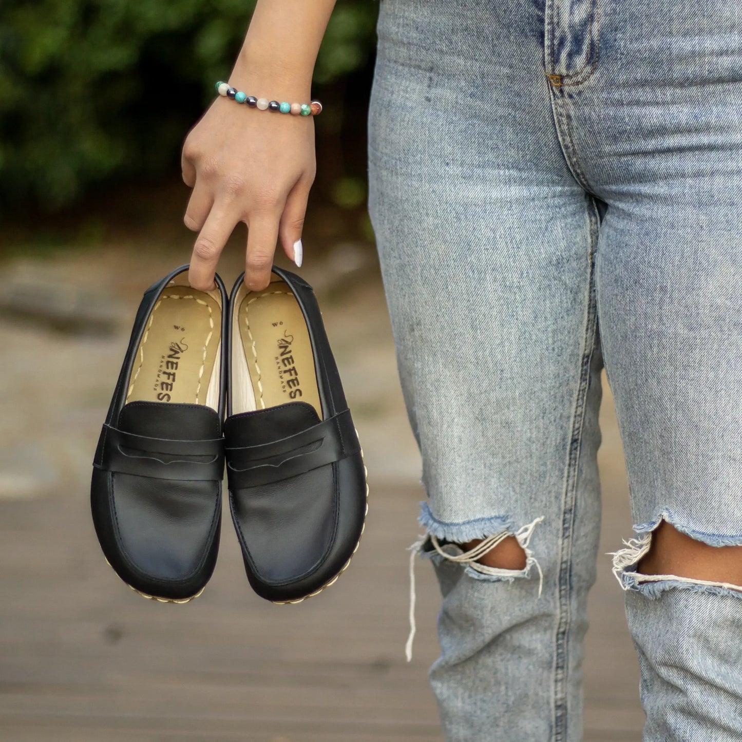barefoot earthing shoes black women