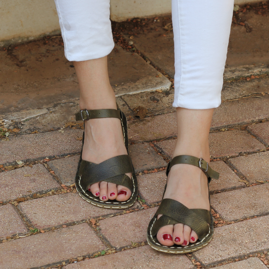 Barefoot huarache Leather handmade sandals women open toe / Crazy Olive Green
