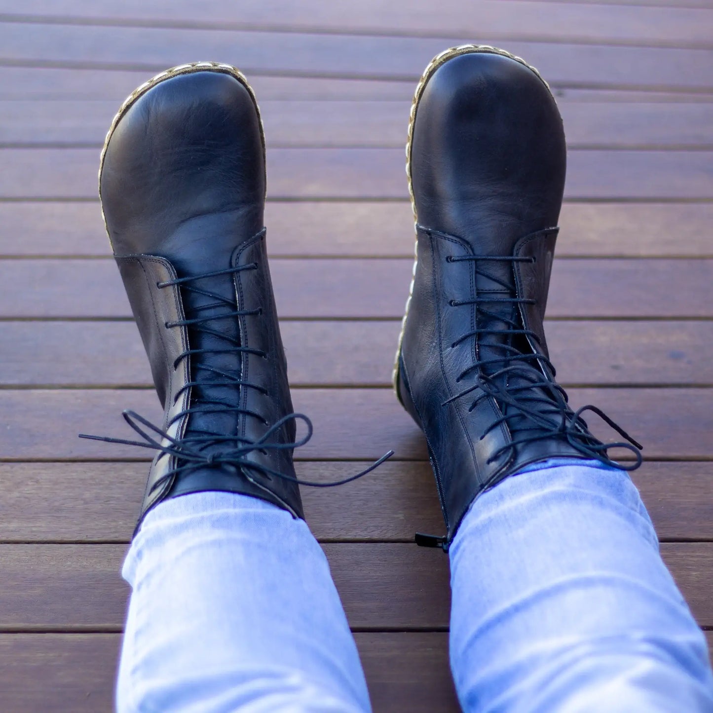 barefoot men’s lace up black leather grounding boots
