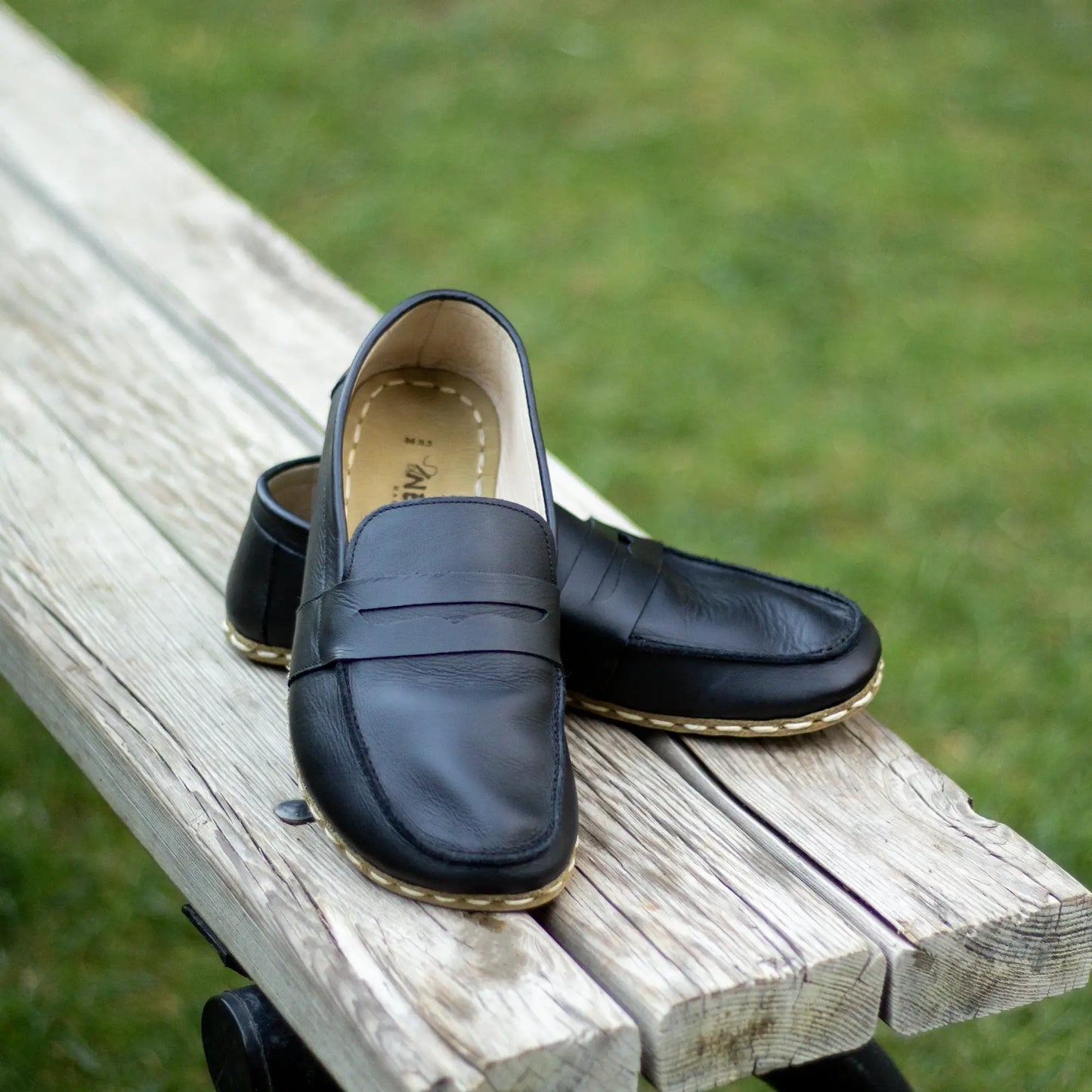 black mens grounding barefoot shoes