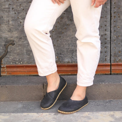 comfortable handmade barefoot loafers women black