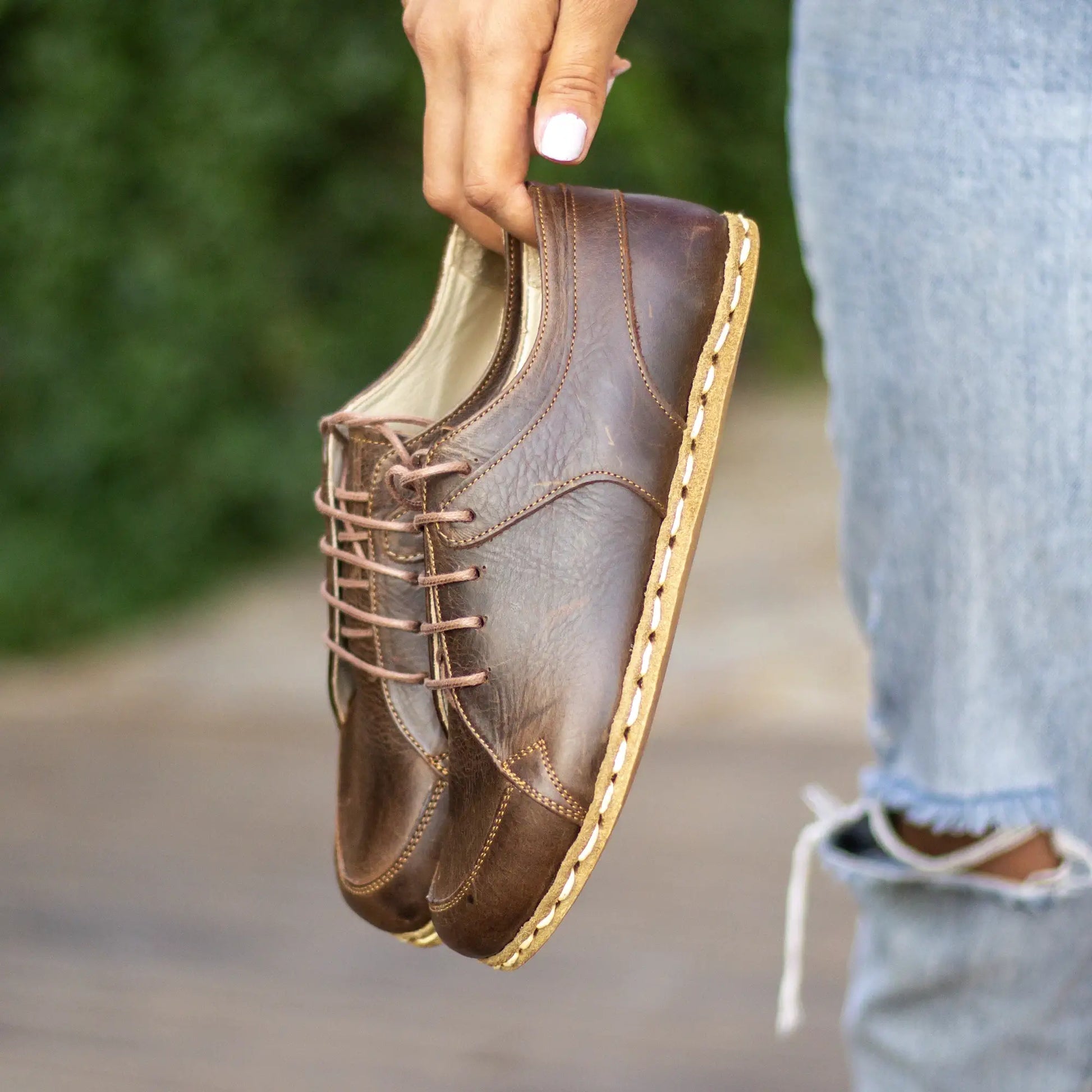 flexible womens barefoot sneaker crazy classic brown