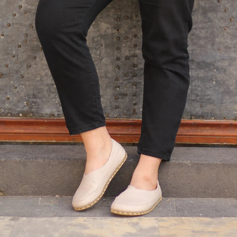 handmade barefoot loafer for women cream