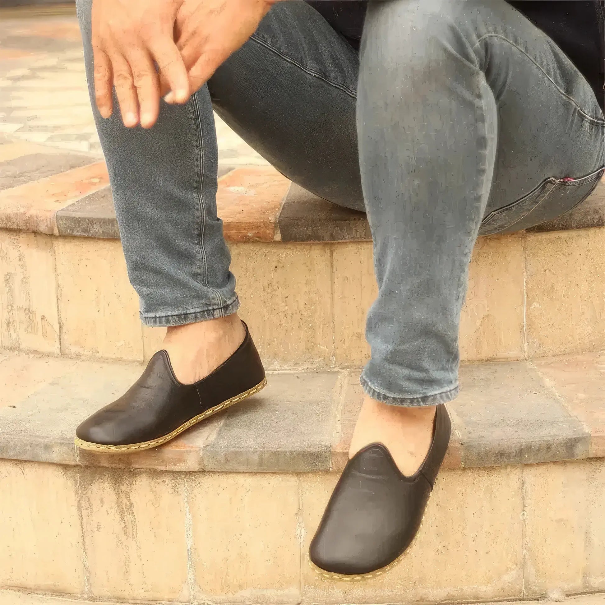 lightweight barefoot walking shoes men black