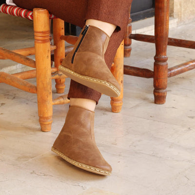 lightweight matte brown barefoot hiking leather boots women