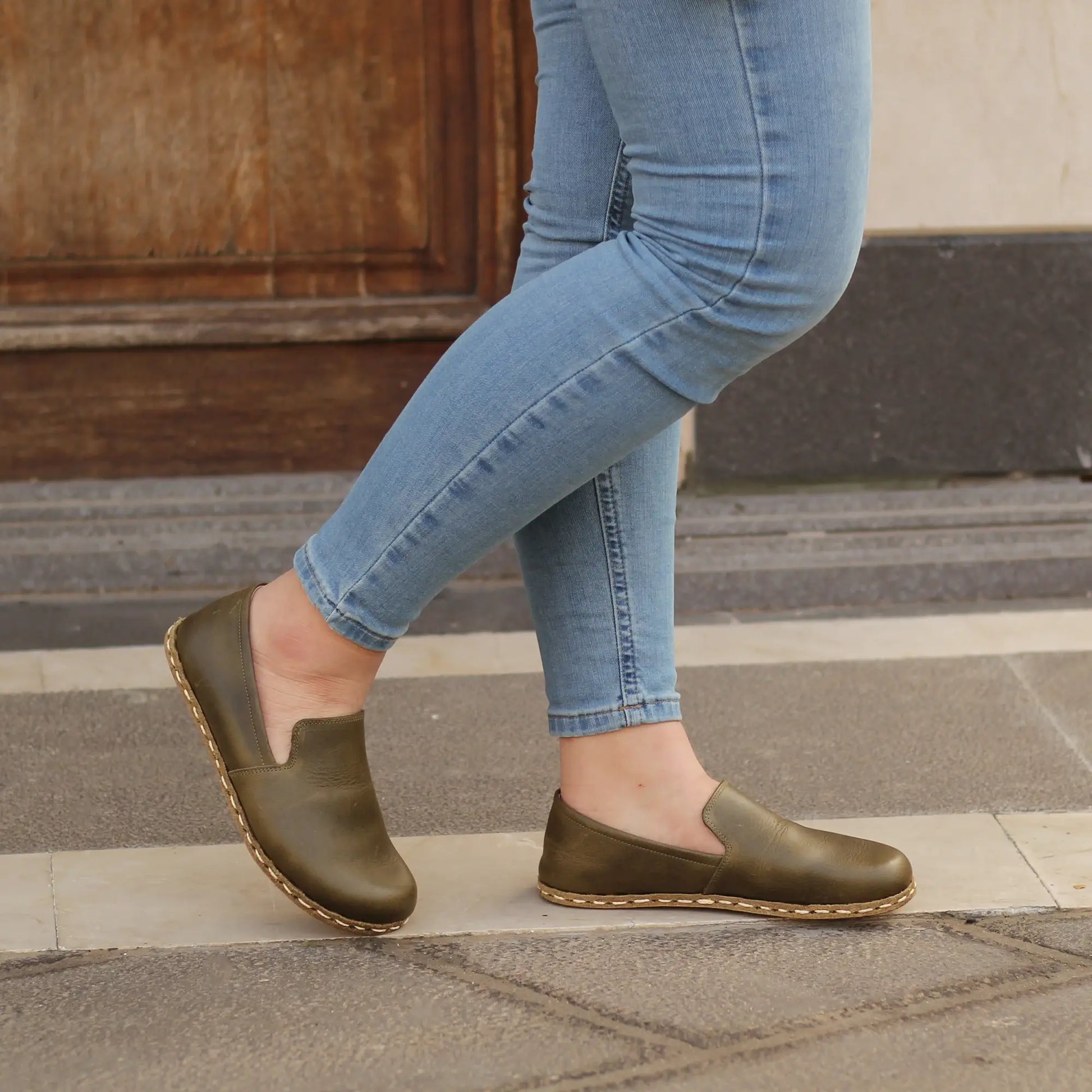 minimalist barefoot shoes womens military green
