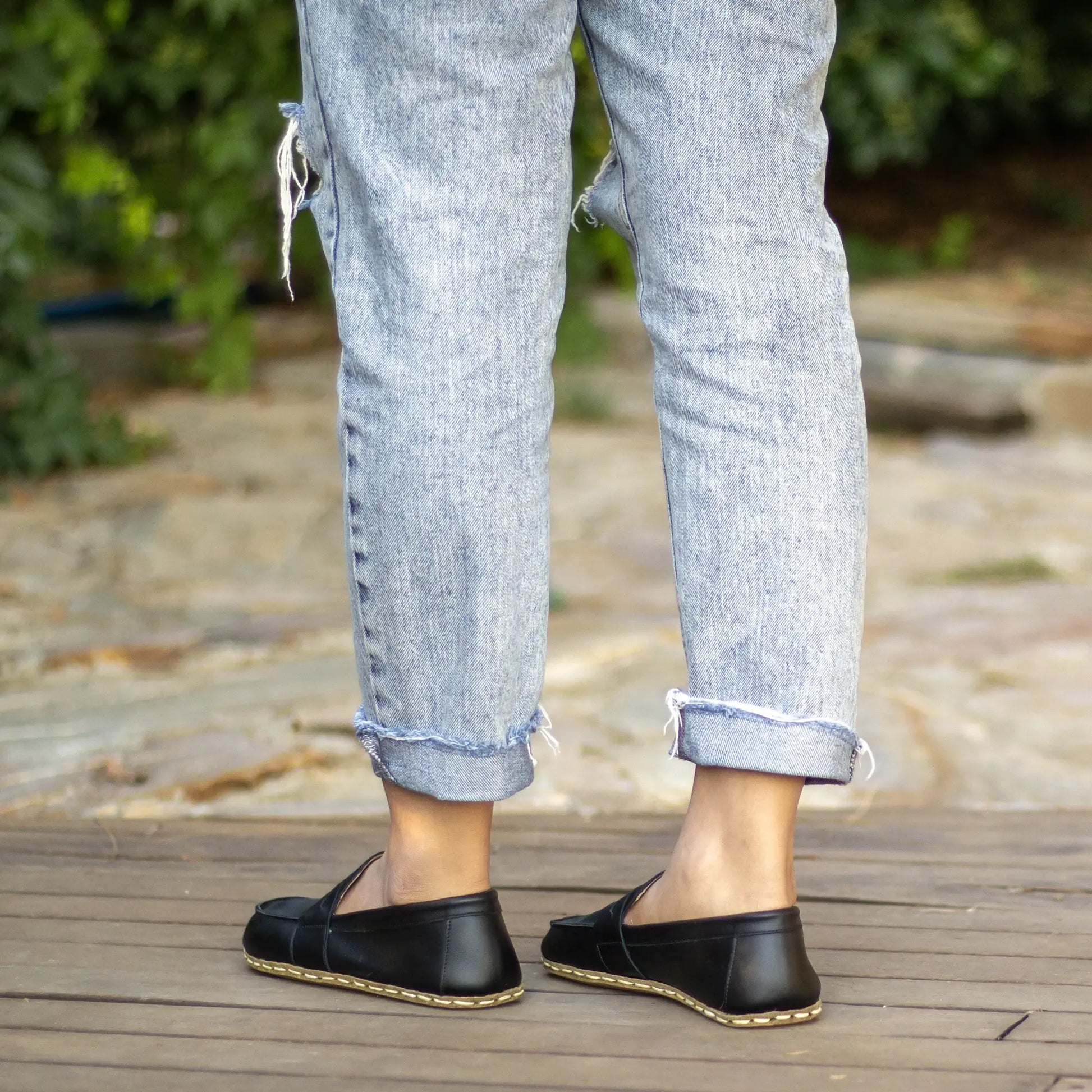 stylish barefoot earthing shoes black women