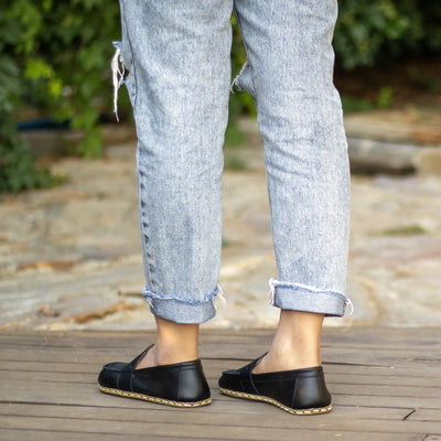 stylish barefoot earthing shoes black women