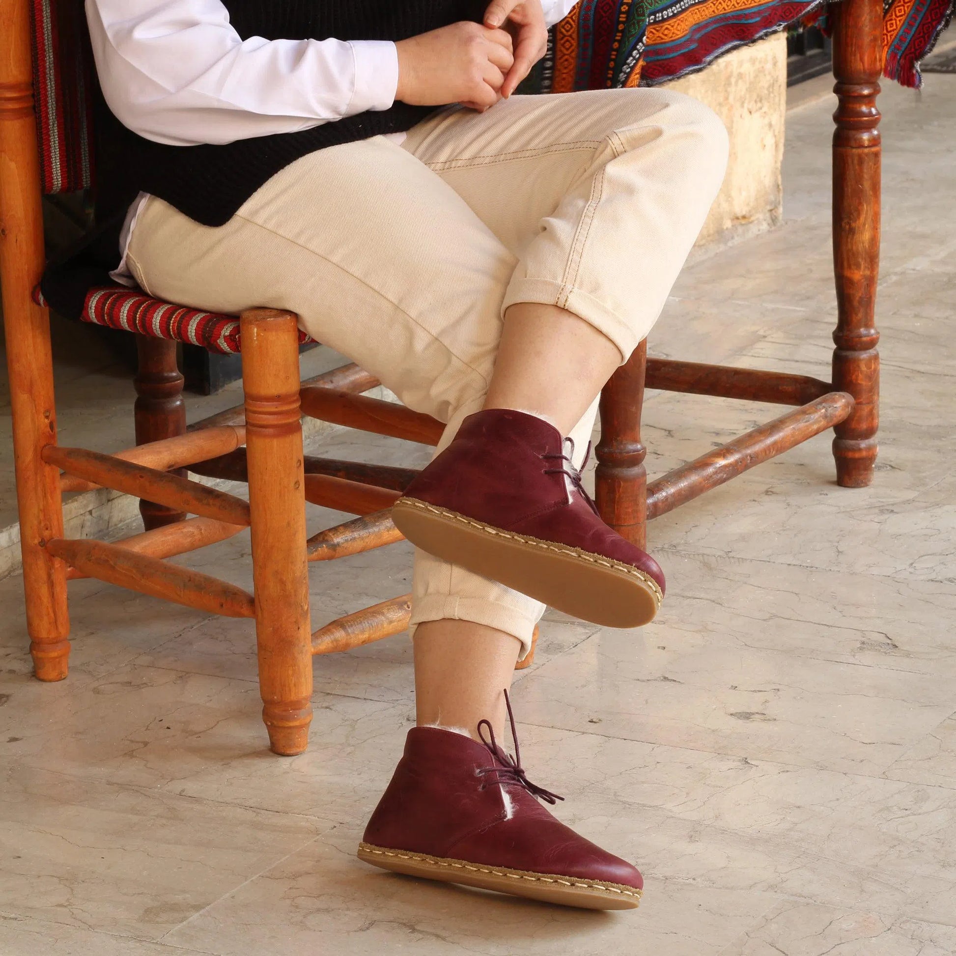 stylish womens burgundy grounding ankle boots barefoot fit