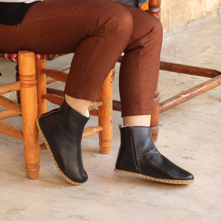 womens black barefoot hiking leather boots comfortable wear
