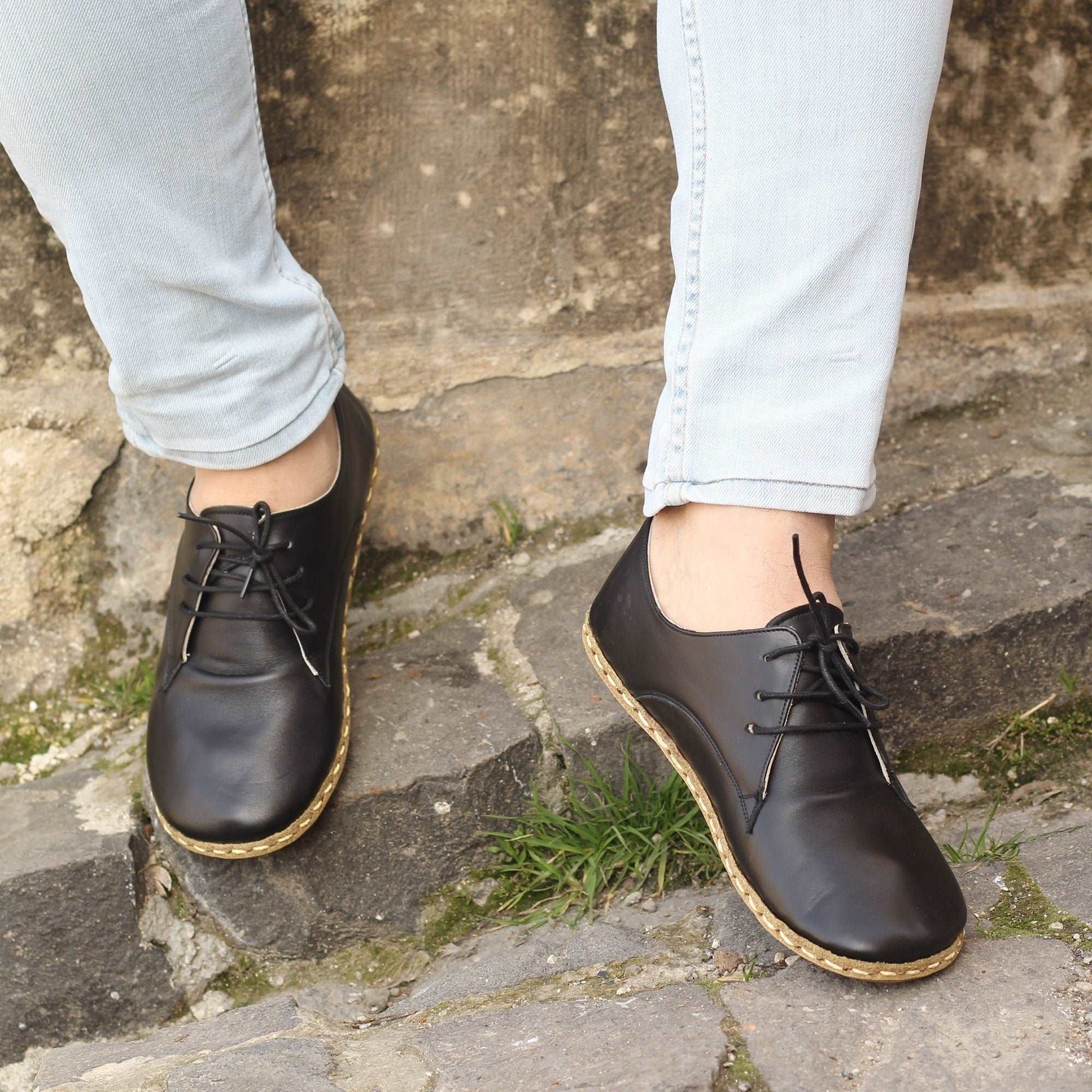 Men Barefoot Shoes, Handmade, Black Leather, Laced Oxford Copper Rivet
