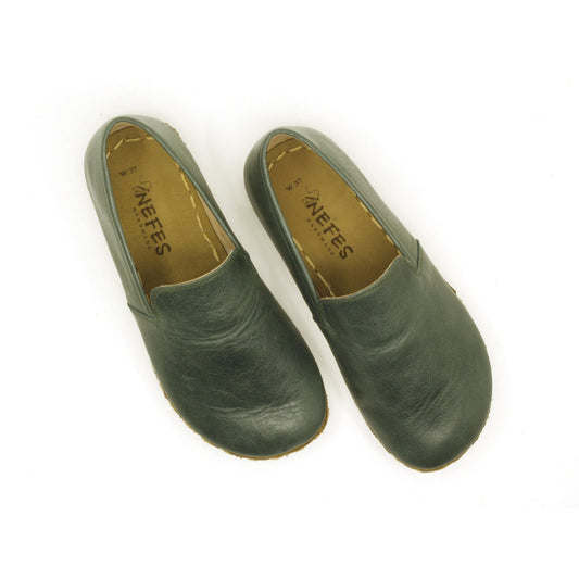 Step into Summer with Style and Comfort with Green Leather Barefoot Shoes for Women - the Perfect Summer Shoes!